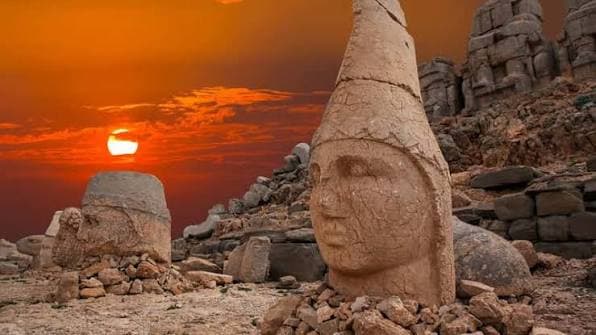 Nemrut Dağı